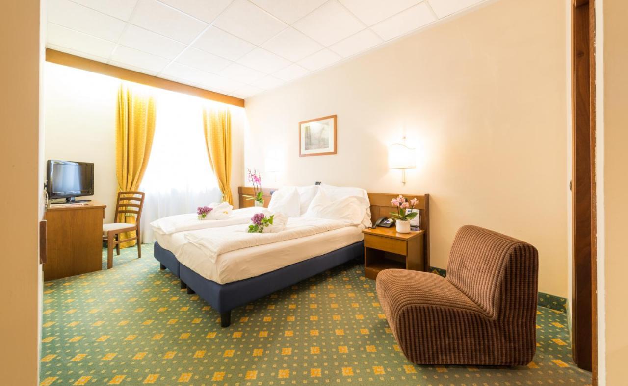 Hotel Eden Levico Terme Eksteriør bilde