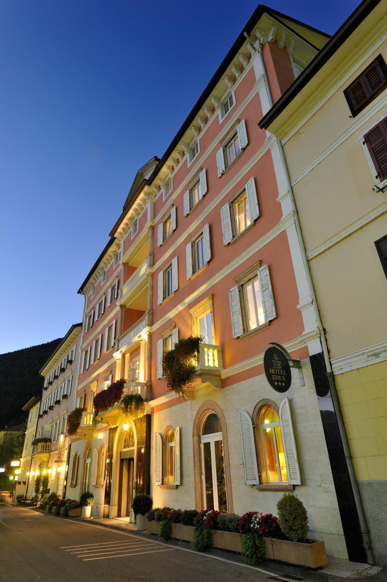 Hotel Eden Levico Terme Eksteriør bilde