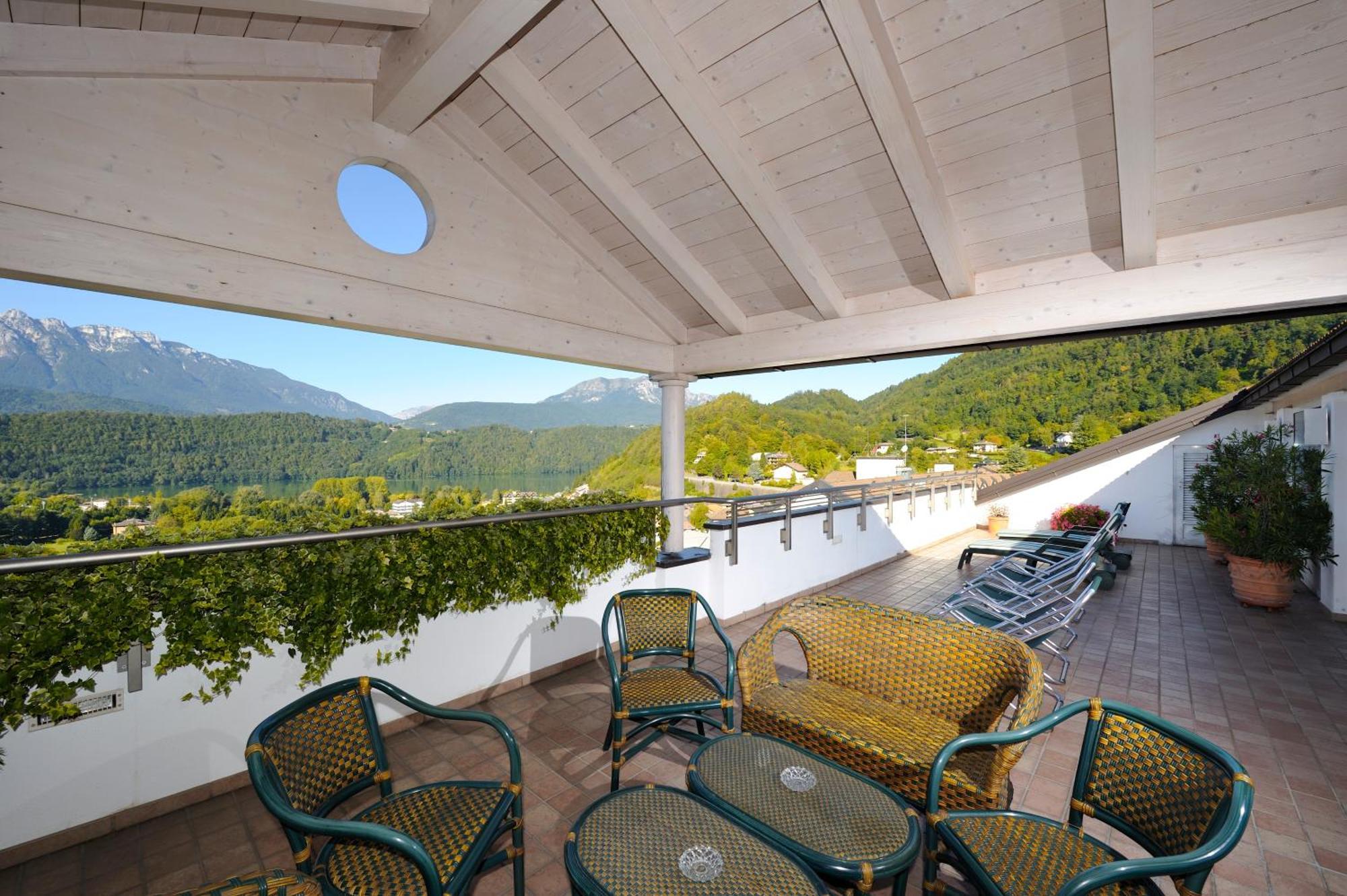 Hotel Eden Levico Terme Eksteriør bilde